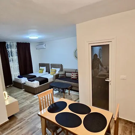 Διαμέρισμα Cozy Centrally Located For Up To Three Or Four Guests Family 10 Min Walk From Center