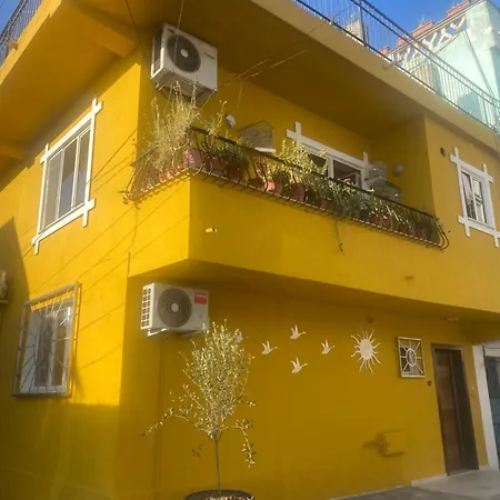Appartamento Cozy Centrally Located For Up To Three Or Four Guests Family 10 Min Walk From Center