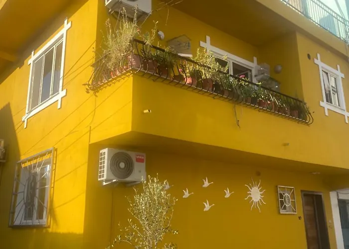 Daire Cozy Centrally Located For Up To Three Or Four Guests Family 10 Min Walk From Center