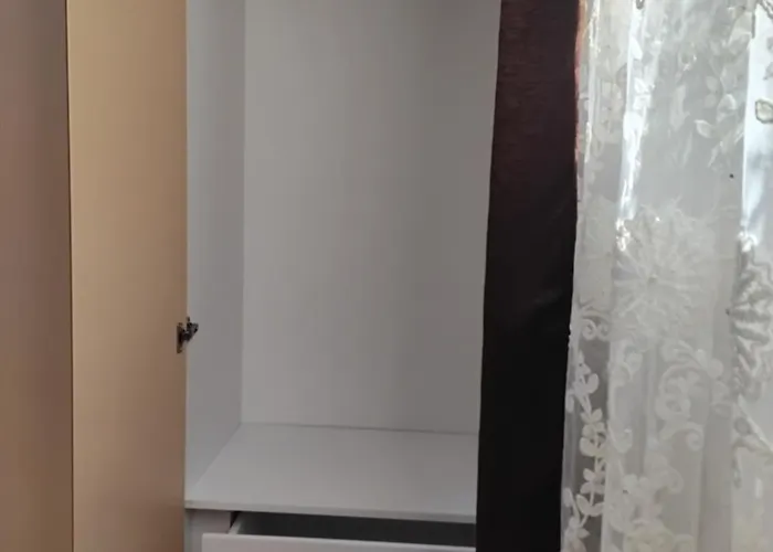 Cozy Centrally Located For Up To Three Or Four Guests Family 10 Min Walk From Center Διαμέρισμα Τίρανα